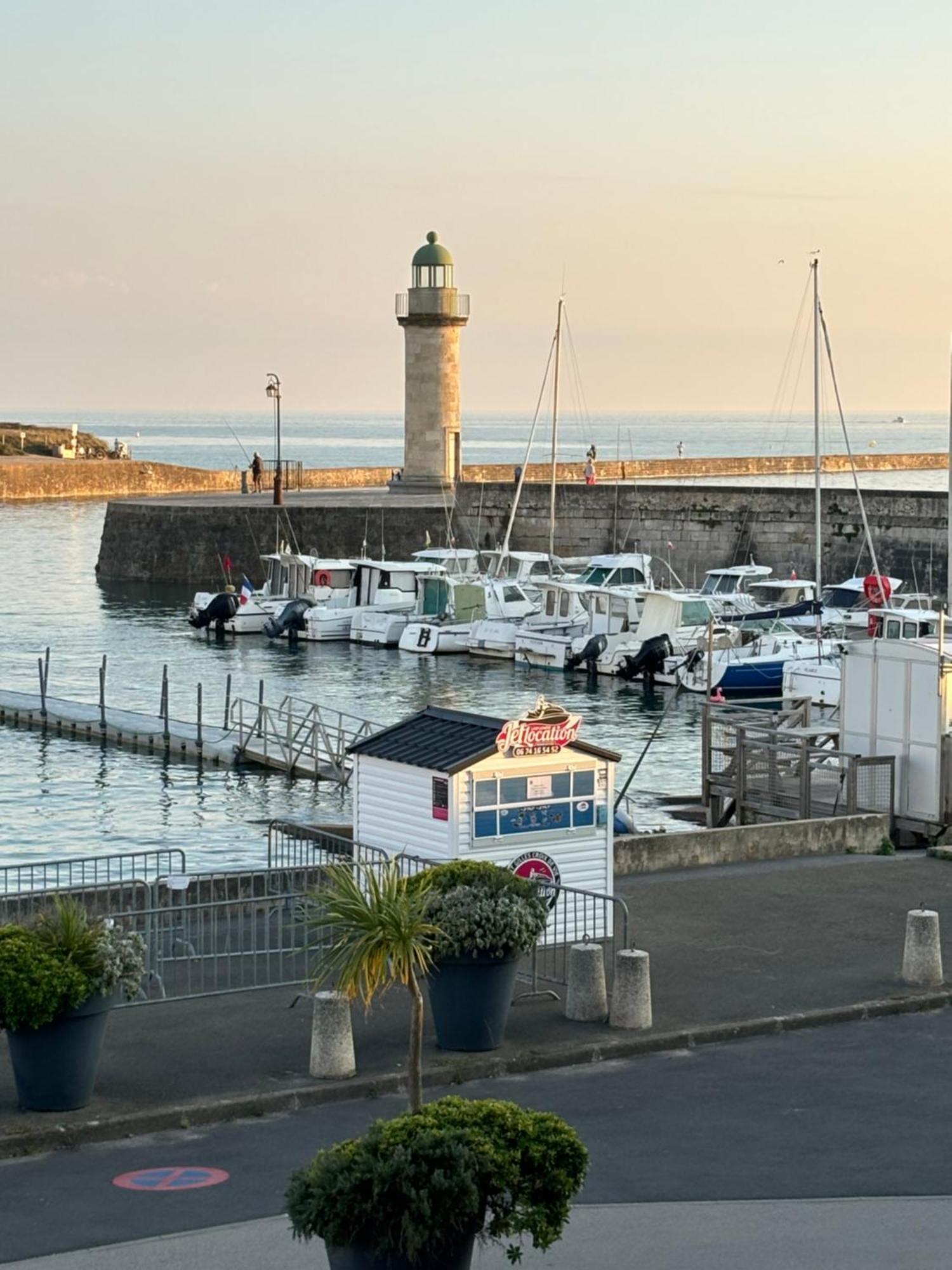 Ferienwohnung Vue Panoramique Port Et Ocean Saint-Gilles-Croix-de-Vie Exterior foto