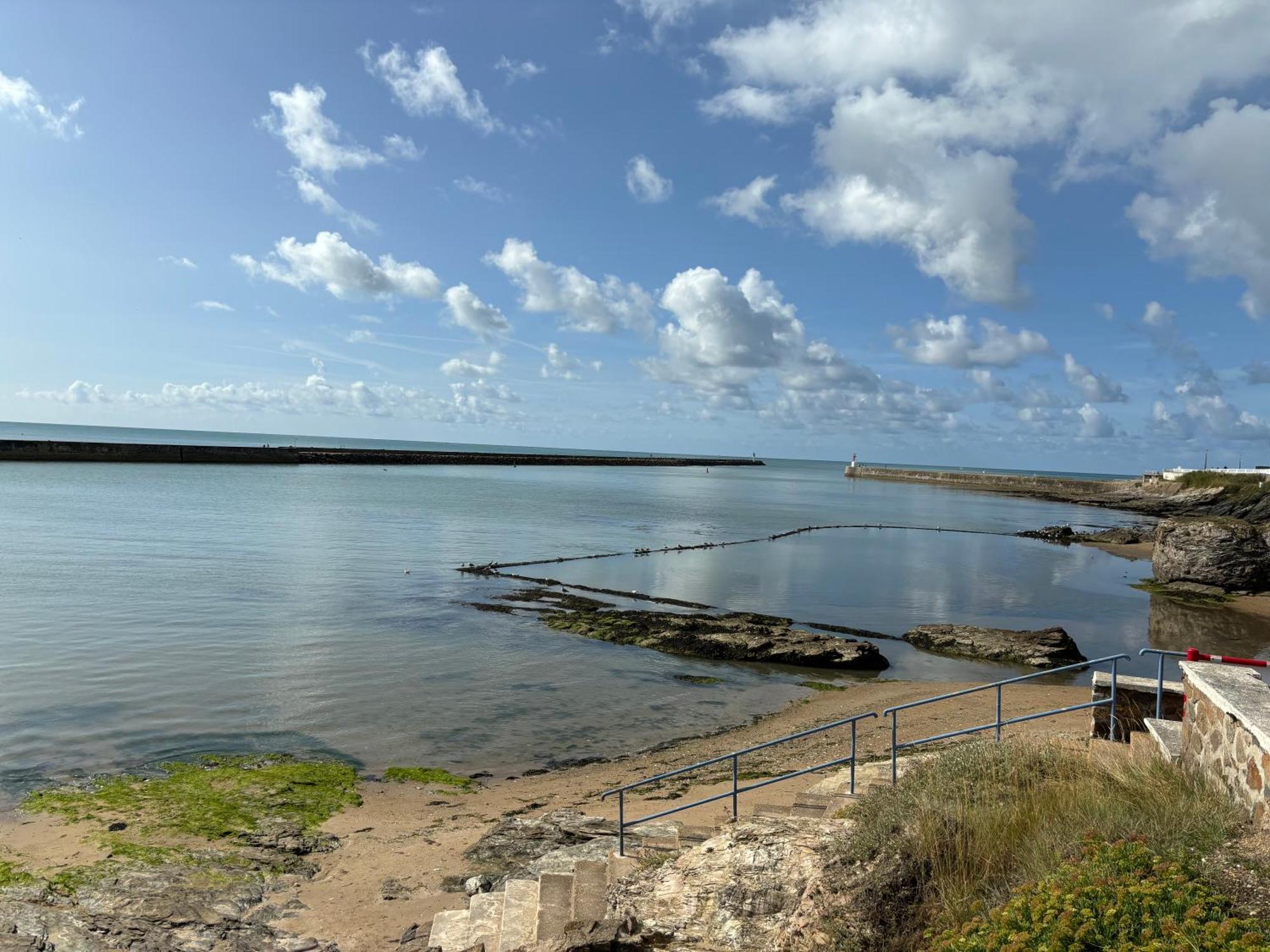 Ferienwohnung Vue Panoramique Port Et Ocean Saint-Gilles-Croix-de-Vie Exterior foto