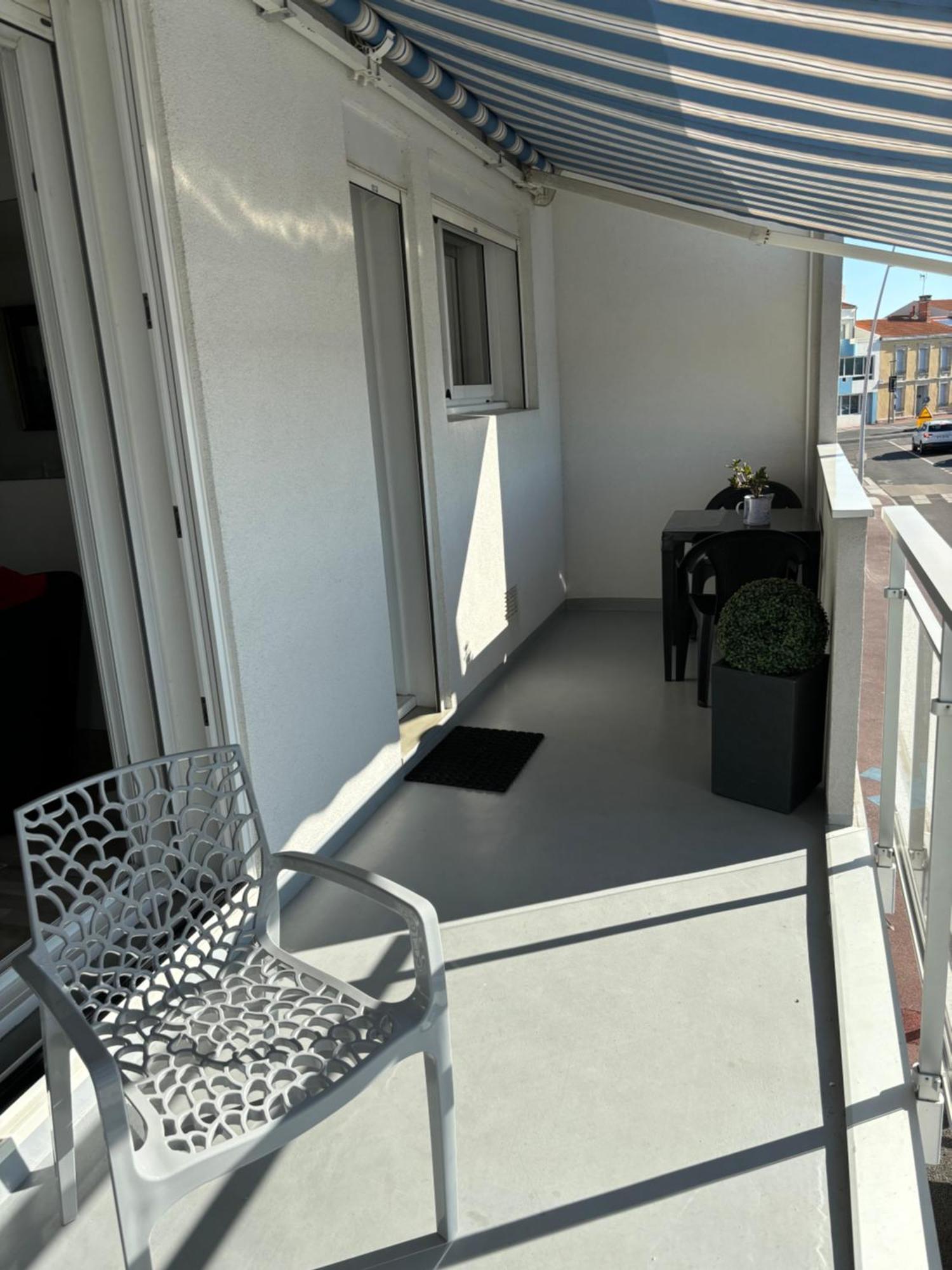 Ferienwohnung Vue Panoramique Port Et Ocean Saint-Gilles-Croix-de-Vie Exterior foto